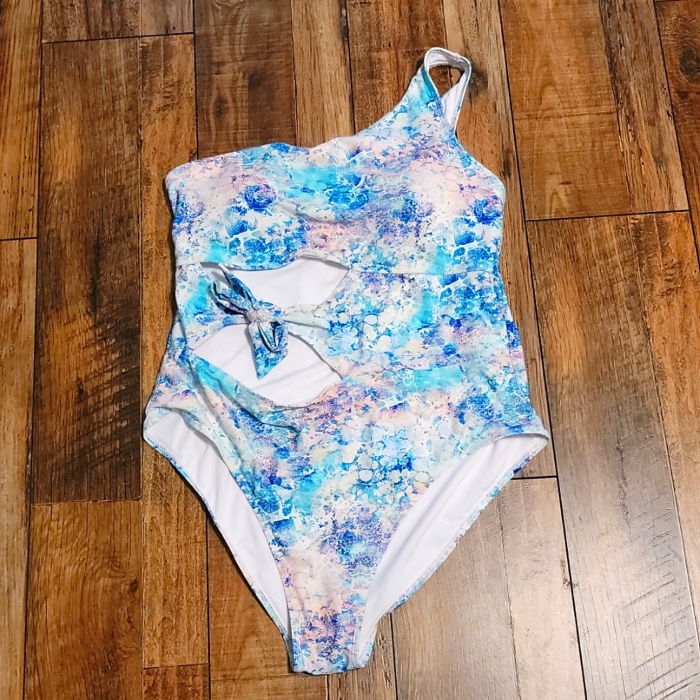 Multi-color cold shoulder bathing suit